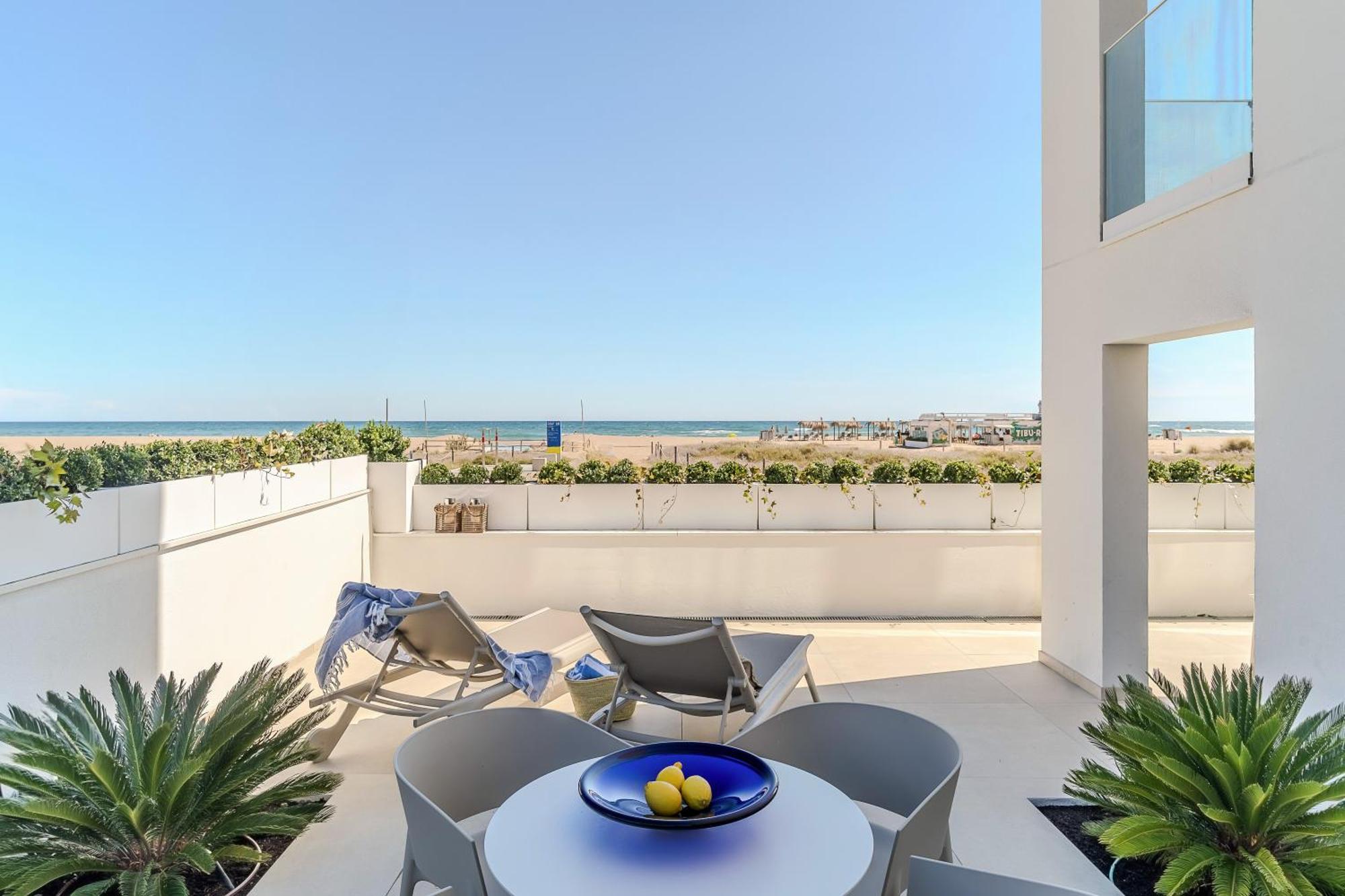 Apartamentos Azul Castelldefels Bagian luar foto