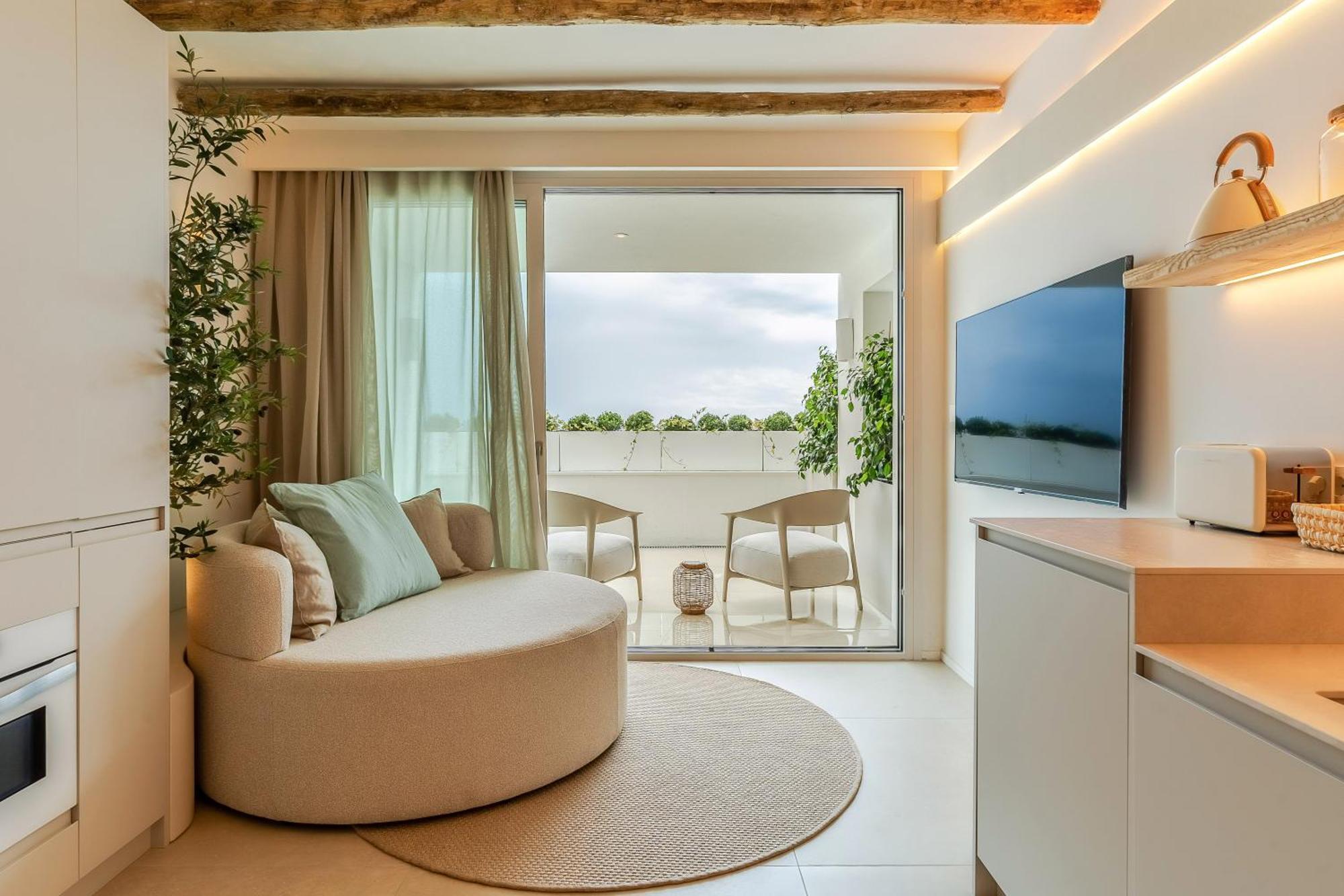 Apartamentos Azul Castelldefels Bagian luar foto